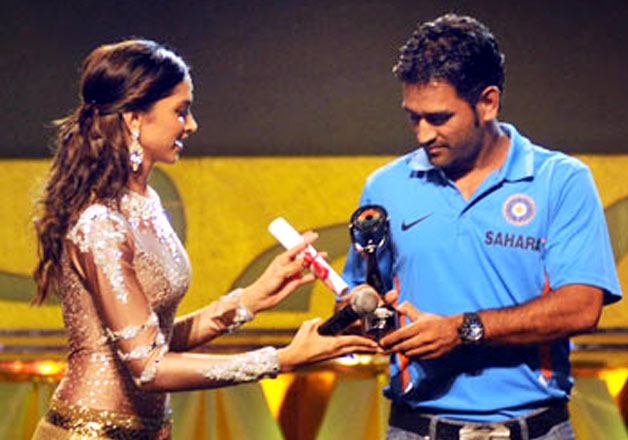 MS Dhoni and Deepika Padukone love affair