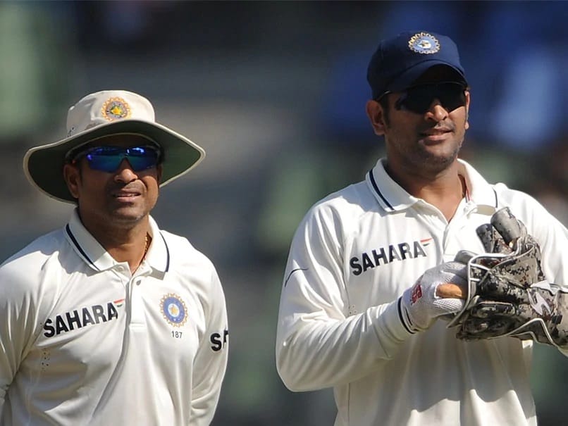 dhoni with sachin