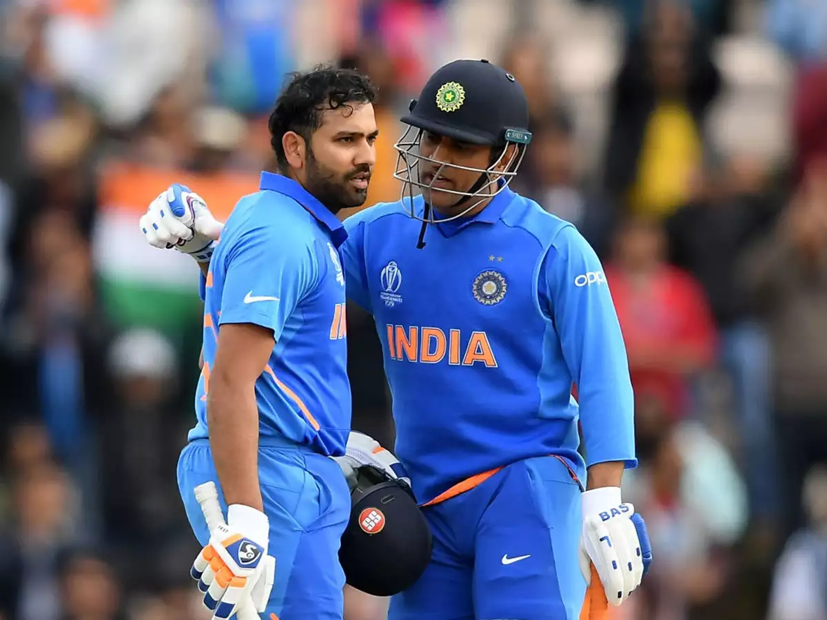 Rohit Sharma with Dhoni