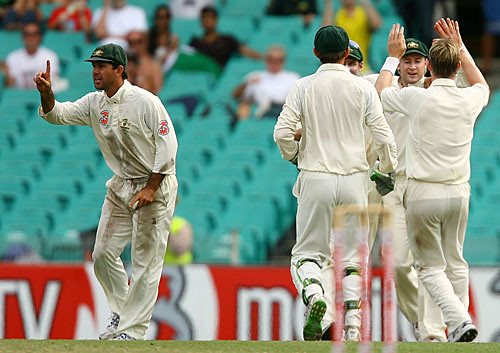 Sourav Ganguly Michael Clarke catch